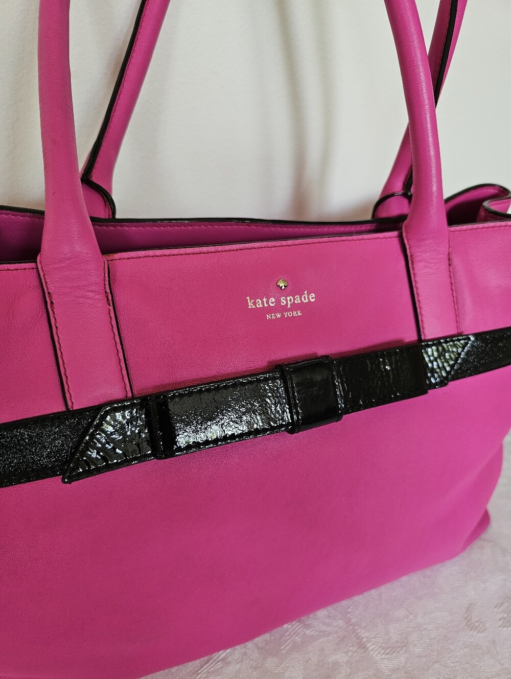Kate Spade Rosa Mount Pink Leather Tote with Black Trim and Patent Leather Bow - Picture 2 of 16